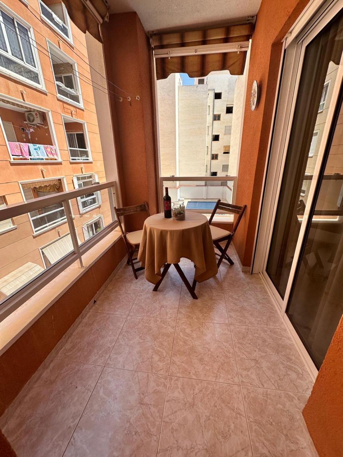 Torrevieja Precioso Apto En Calle San Pascual Con Piscina Cerca De Todos Los Servicios Eksteriør billede